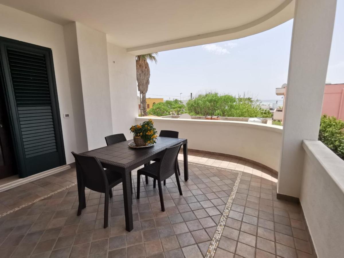 Apartmán Casa Tramonto Vista Mare Marina Di Pescoluse Exteriér fotografie